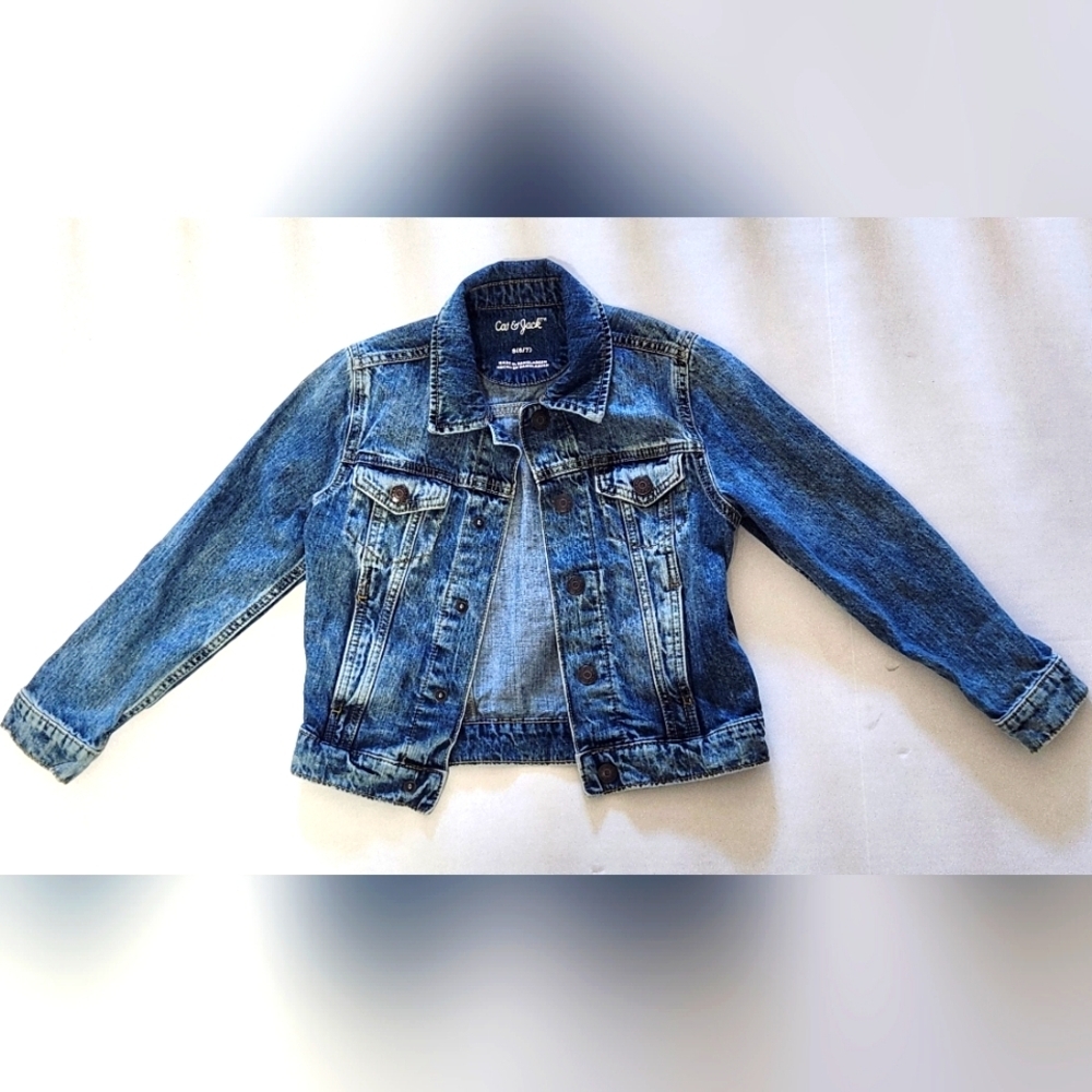 Cat & Jack Kids Denim Jacket size 6/7